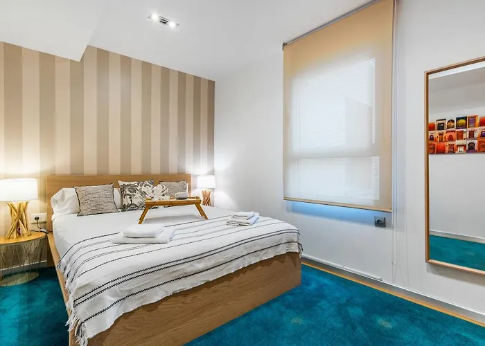 Lodging Beach Penthouse Near Center With Pool Daire